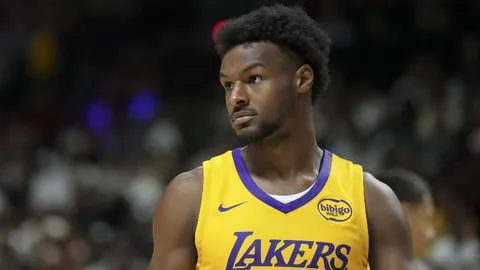 大乐透期号专家推荐：米耶尔库雷亚丘克VS赫曼施塔特抢分分析